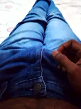 Snapshot of Sonazi chatting on 01-07-26, 04:53 Sonazi online show from 01-07-26, 04:53