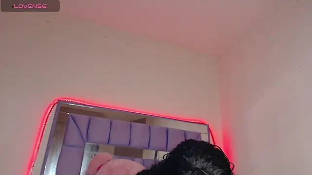 Icyjackson online show from 06-23-26, 03:48