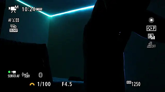 Snapshot of AlphaMasterXxx chatting on 09-11-25, 01:39 AlphaMasterXxx online show from 09-11-25, 01:39