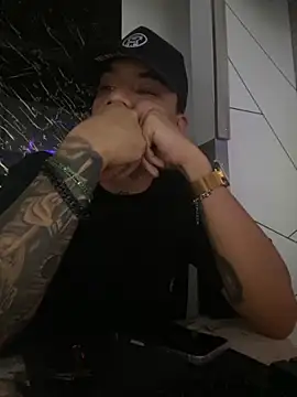 Snapshot of AlphaMasterXxx chatting on 09-19-25, 08:09 AlphaMasterXxx online show from 09-19-25, 08:09