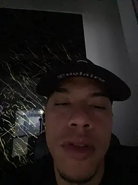 Snapshot of AlphaMasterXxx chatting on 09-24-25, 07:50 AlphaMasterXxx online show from 09-24-25, 07:50