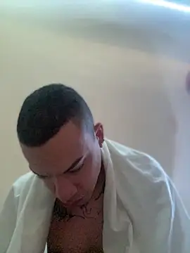 Snapshot of AlphaMasterXxx chatting on 10-02-25, 03:08 AlphaMasterXxx online show from 10-02-25, 03:08