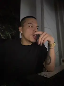 Snapshot of AlphaMasterXxx chatting on 10-07-25, 12:19 AlphaMasterXxx online show from 10-07-25, 12:19