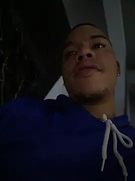 Snapshot of AlphaMasterXxx chatting on 10-08-25, 02:09 AlphaMasterXxx online show from 10-08-25, 02:09