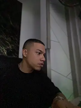 Snapshot of AlphaMasterXxx chatting on 10-16-25, 03:07 AlphaMasterXxx online show from 10-16-25, 03:07