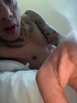 Snapshot of AlphaMasterXxx chatting on 10-18-25, 08:53 AlphaMasterXxx online show from 10-18-25, 08:53