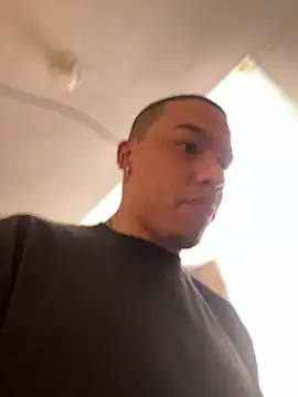 Snapshot of AlphaMasterXxx chatting on 10-20-25, 05:13 AlphaMasterXxx online show from 10-20-25, 05:13