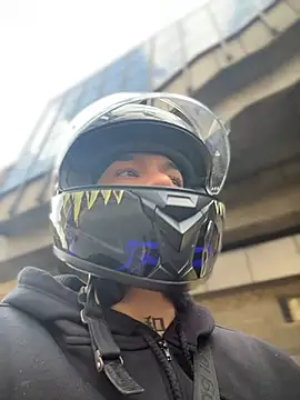 Snapshot of AlphaMasterXxx chatting on 11-09-25, 07:34 AlphaMasterXxx online show from 11-09-25, 07:34