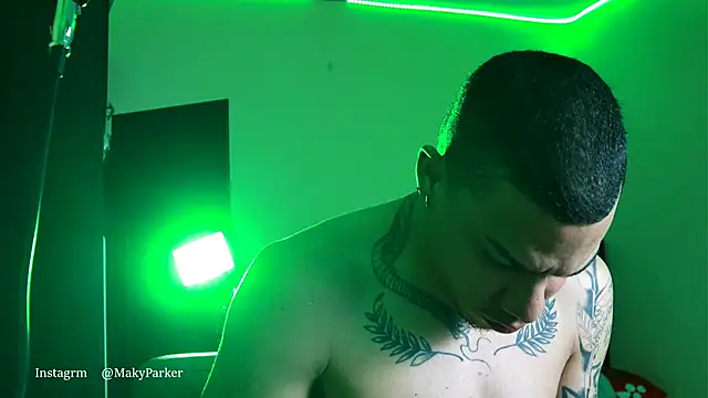 Snapshot of AlphaMasterXxx chatting on 11-24-25, 03:56 AlphaMasterXxx online show from 11-24-25, 03:56