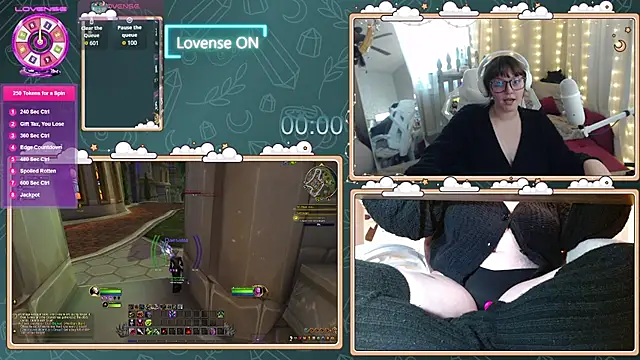 Snapshot of ithuriella chatting on 10-15-25, 02:28 ithuriella online show from 10-15-25, 02:28