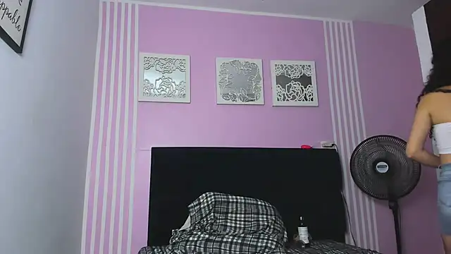 Horny firecouple online show from 09-10-25, 01:44