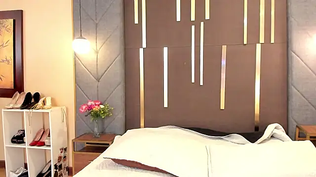 OliviGrace online show from 02-16-26, 09:22