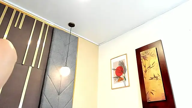 OliviGrace online show from 04-21-26, 02:51