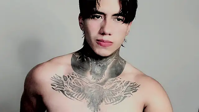 Snapshot of Alex_bdsmz chatting on 11-04-25, 10:53 Alex bdsmz online show from 11-04-25, 10:53