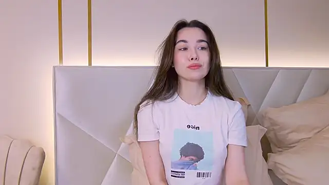 MiaMarlow online show from 11-10-25, 07:46