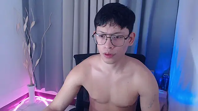 pinkcock froi2305 online show from 04-02-26, 05:27