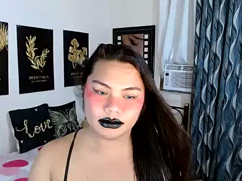 TSbrianaHugeCock online show from 01-06-26, 04:54