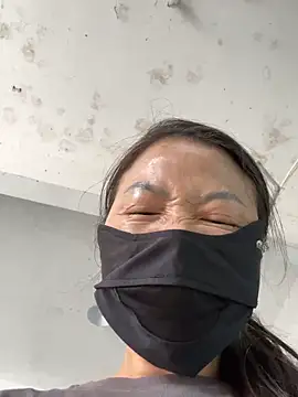 Snapshot of coco-o chatting on 09-21-25, 01:18 coco-o online show from 09-21-25, 01:18