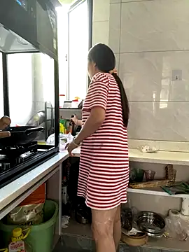 Snapshot of coco-o chatting on 10-01-25, 04:07 coco-o online show from 10-01-25, 04:07