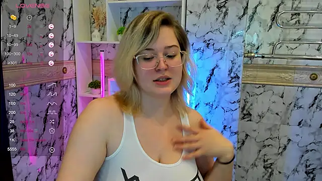 HelenHartt online show from 10-16-25, 02:34