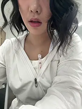 luluya1314 online show from 04-14-26, 10:32