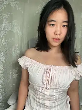 Snapshot of luluya1314 chatting on 07-09-26, 10:08 luluya1314 online show from 07-09-26, 10:08