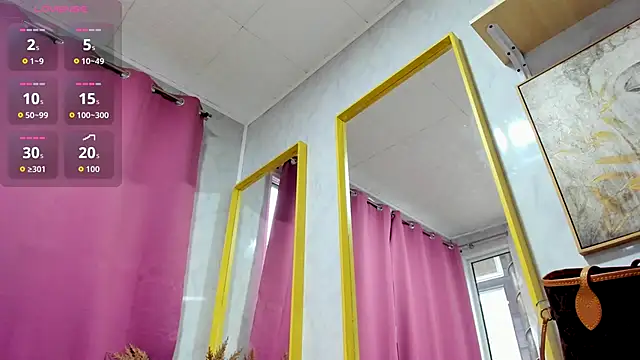 Snapshot of AryaFey chatting on 10-04-25, 06:11 AryaFey online show from 10-04-25, 06:11