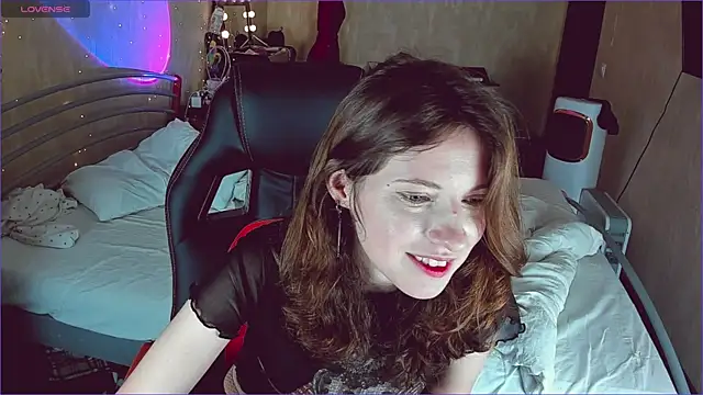 Agata in Wonderland online show from 09-14-25, 09:36