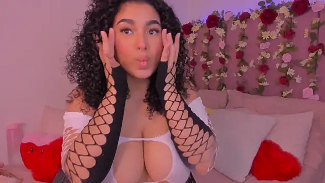 MiaWonderfull online show from 02-18-26, 06:20