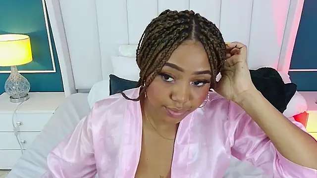 Snapshot of AngelaRoberts chatting on 09-13-25, 03:56 AngelaRoberts online show from 09-13-25, 03:56