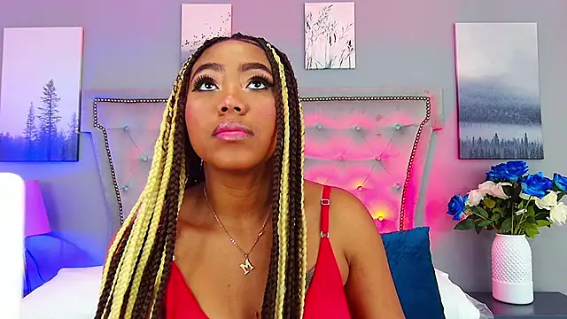 Snapshot of AngelaRoberts chatting on 11-13-25, 03:49 AngelaRoberts online show from 11-13-25, 03:49