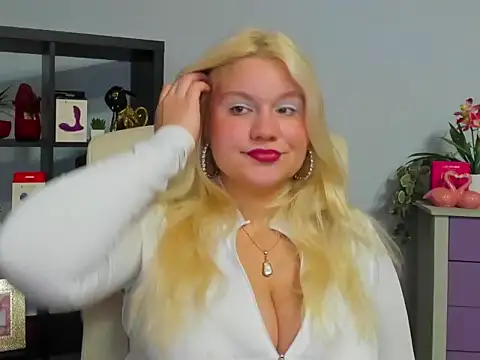 Snapshot of samantha_darling chatting on 07-21-26, 11:34 samantha darling online show from 07-21-26, 11:34