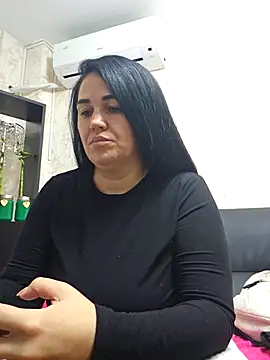 VickyDivinee online show from 09-18-25, 05:15