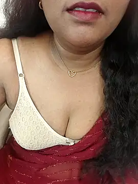 Snapshot of Aunty_Boy_143 chatting on 04-19-26, 06:24 Aunty Boy 143 online show from 04-19-26, 06:24