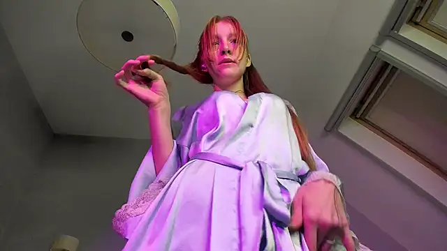 Snapshot of FoxieKiss chatting on 10-02-25, 03:30 FoxieKiss online show from 10-02-25, 03:30