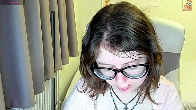 MilisaSweet777 online show from 10-12-25, 07:13