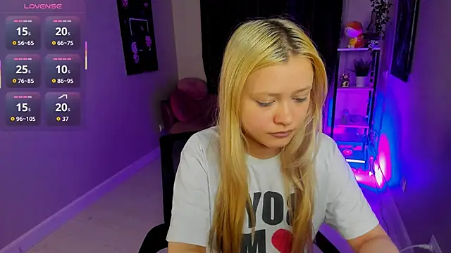 Millie Vanillies online show from 10-04-25, 03:21