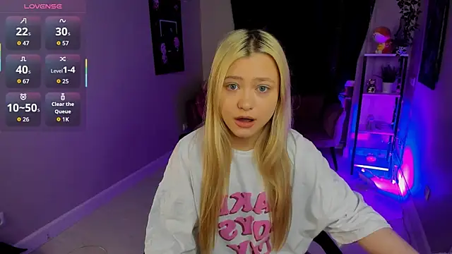 Millie Vanillies online show from 10-05-25, 02:15