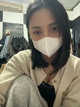 Snapshot of __Nhug__05 chatting on 03-13-26, 04:52 Nhug 05 online show from 03-13-26, 04:52