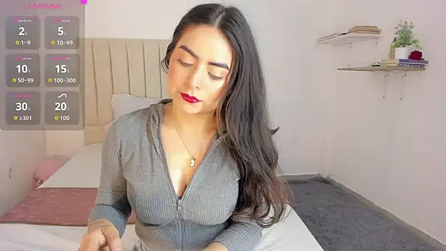 sashaa petit online show from 09-29-25, 11:15