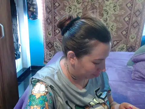 cloequeen15 online show from 05-06-26, 06:13