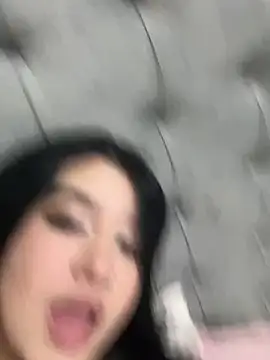 Snapshot of Aliciawhitee chatting on 09-11-25, 04:34 Aliciawhitee online show from 09-11-25, 04:34