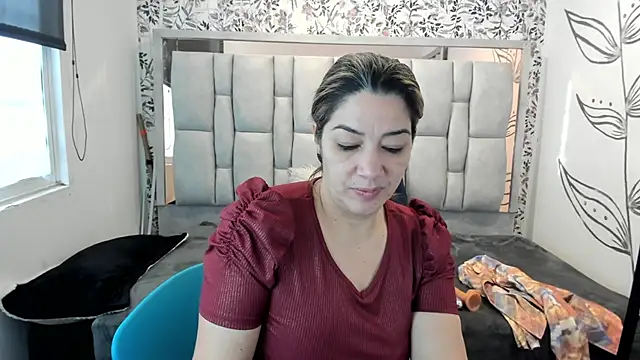 Snapshot of Chanel__Rose__ chatting on 09-13-25, 12:05 Chanel Rose online show from 09-13-25, 12:05