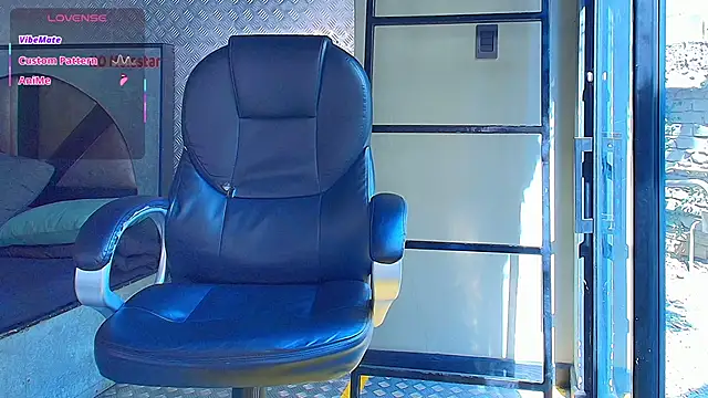 MarcusRain  online show from 09-17-25, 07:26