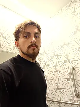 Macrhizz online show from 10-23-25, 05:33