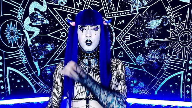 naomi satan online show from 12-22-25, 12:40