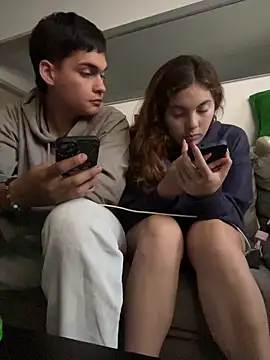 Snapshot of Samantha_2190 chatting on 12-20-25, 10:39 Samantha 2190 online show from 12-20-25, 10:39