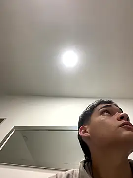 Snapshot of Samantha_2190 chatting on 01-10-26, 04:03 Samantha 2190 online show from 01-10-26, 04:03