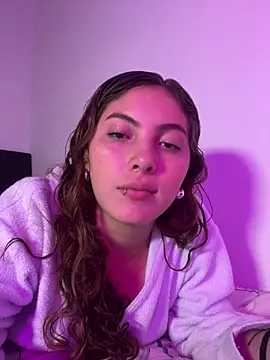 Snapshot of Samantha_2190 chatting on 02-01-26, 12:53 Samantha 2190 online show from 02-01-26, 12:53