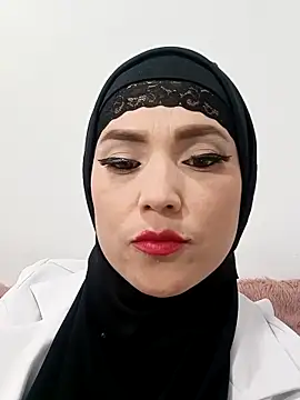 Snapshot of jamila_zair chatting on 04-23-26, 03:47 jamila zair online show from 04-23-26, 03:47